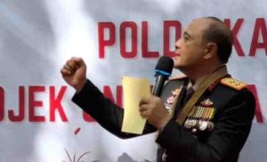 Kapolda  Kalbar Irjen Pol Pipit Rismanto Akan Tindak Tegas SPBU Nakal Yang Menjual BBM Bersubsidi di Atas HET dan Yang Mendistribusikan ke PETI