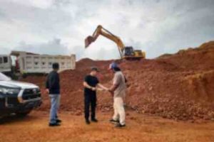 Polda Kalbar Selidiki Tambang Bouksit PT. EJM dan PT. ANTAM di Kab. Sanggau